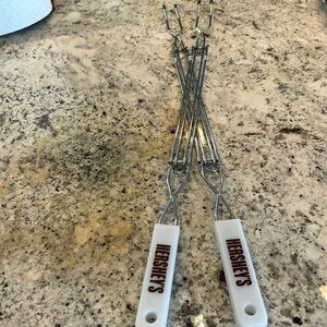 Hersheys Extendable Smores Forks - glow in the dark!